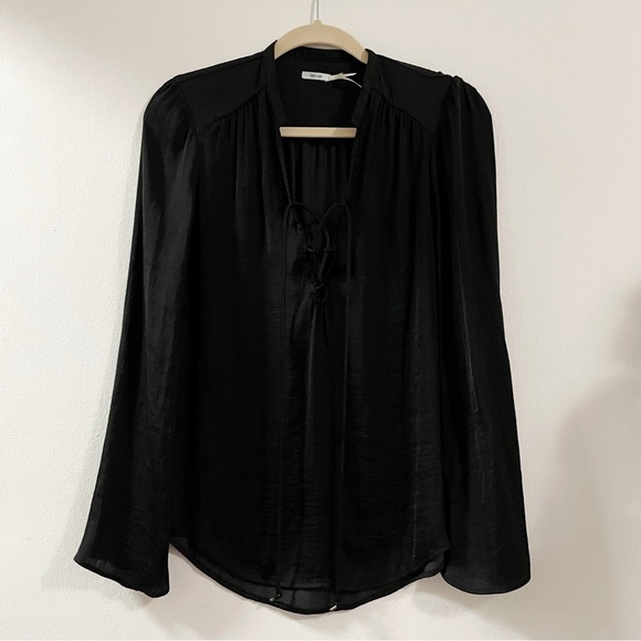 Urban Outfitters Kimchi Brianna Lace Up Blouse - Picture 5 of 10